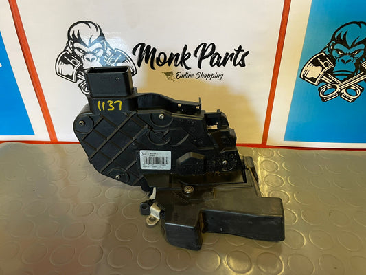 Cerradura trasera derecha RANGE ROVER EVOQUE A048317