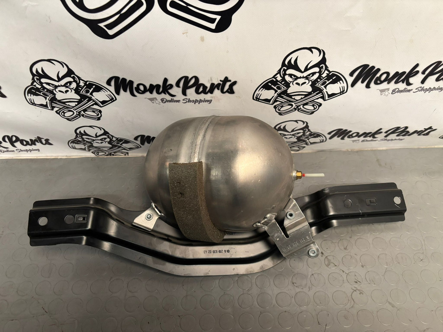 Deposito suspensión MERCEDES CLS W219 y E W211 A2113200115