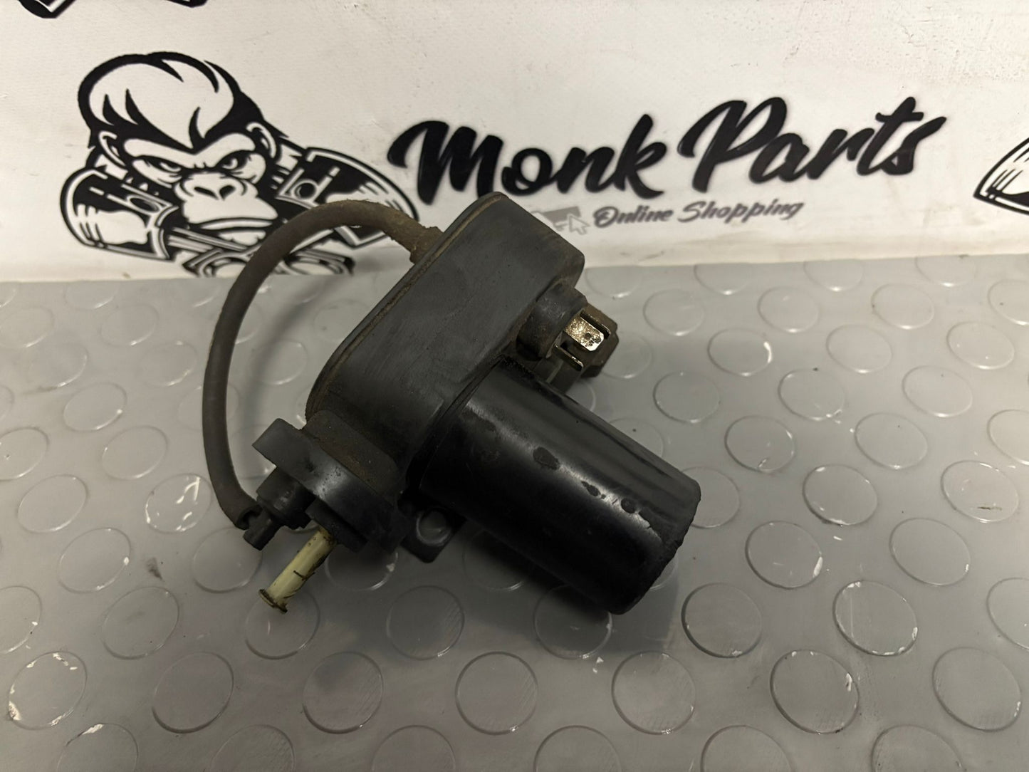 Bomba de vacío MERCEDES G W463 A4635500183
