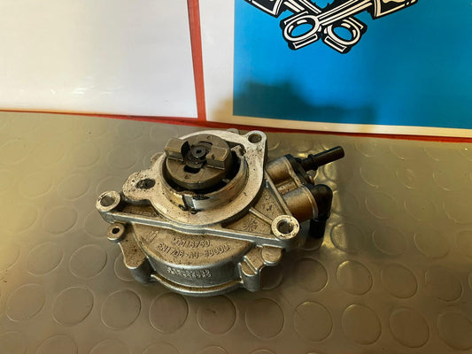 Bomba vacio PEUGEOT 208 1.2 M0016750