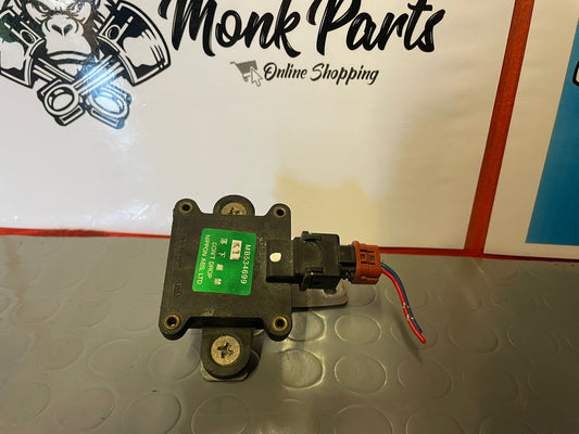 Rele ABS MITSUBISHI 3000GT MB534699