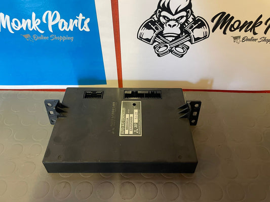 Centralita climatizador MITSUBISHI 3000GT MB609524