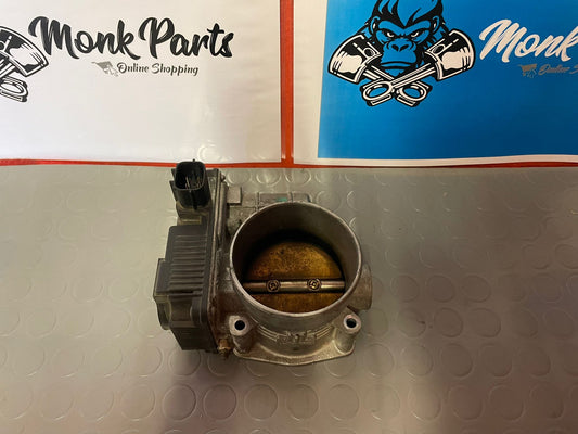 Mariposa admision NISSAN SERA 576-01