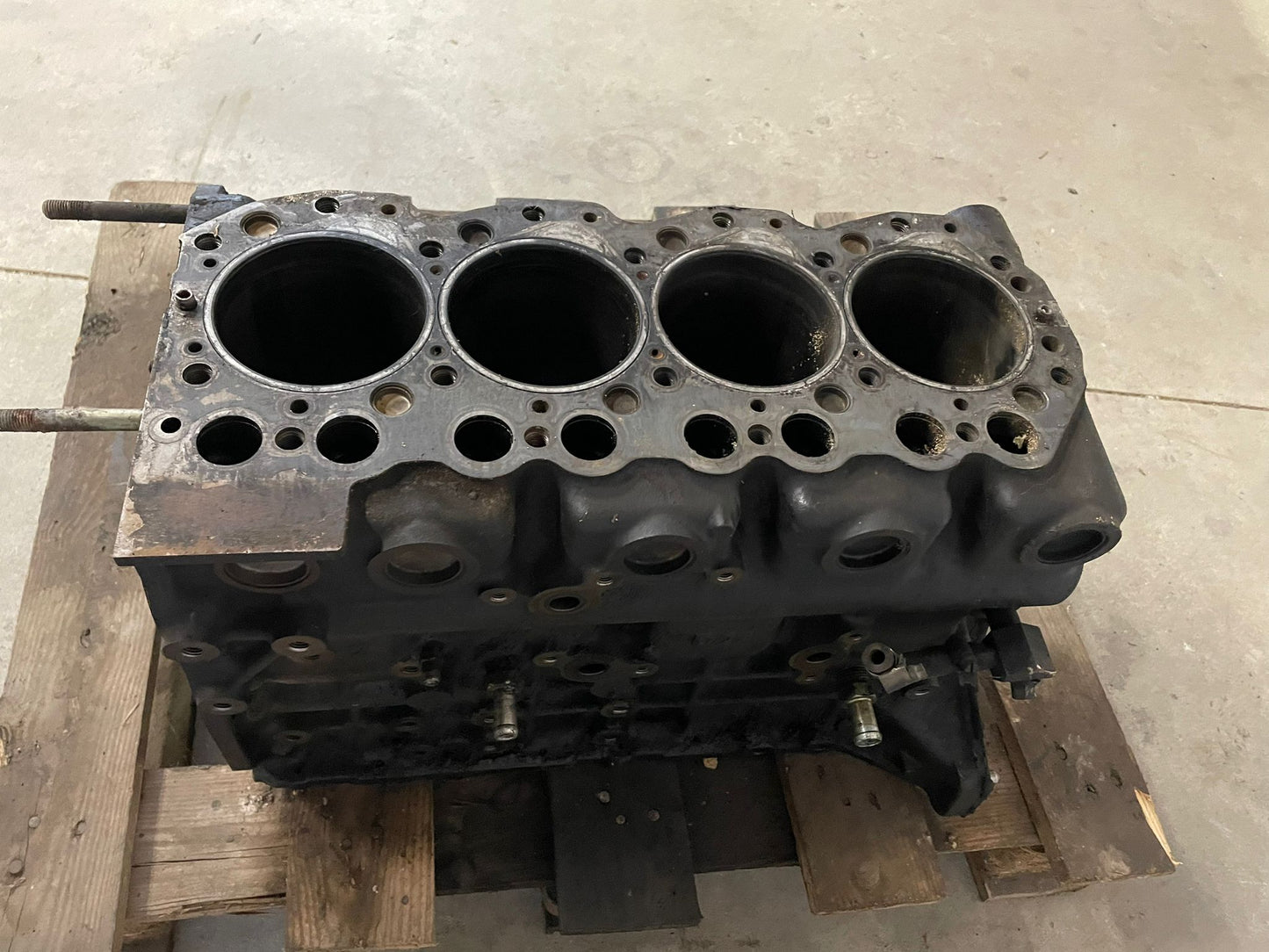 Bloque motor NISSAN TERRANO II 2 2.7