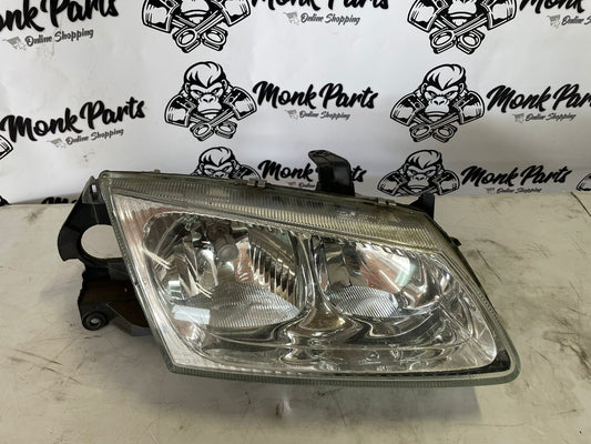 Faro delantero derecho NISSAN ALMERA N16 SEDAN