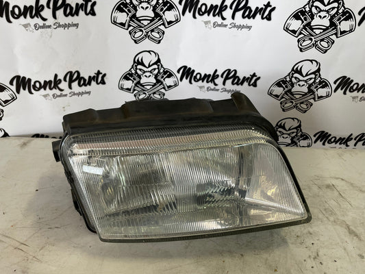 Faro delantero derecho AUDI A4 B5 8D0941004A