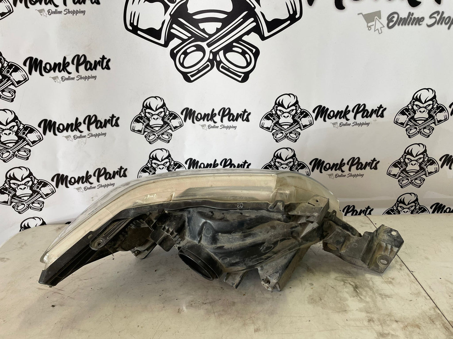 Faro delantero izquierdo TOYOTA HILUX 2005-2009