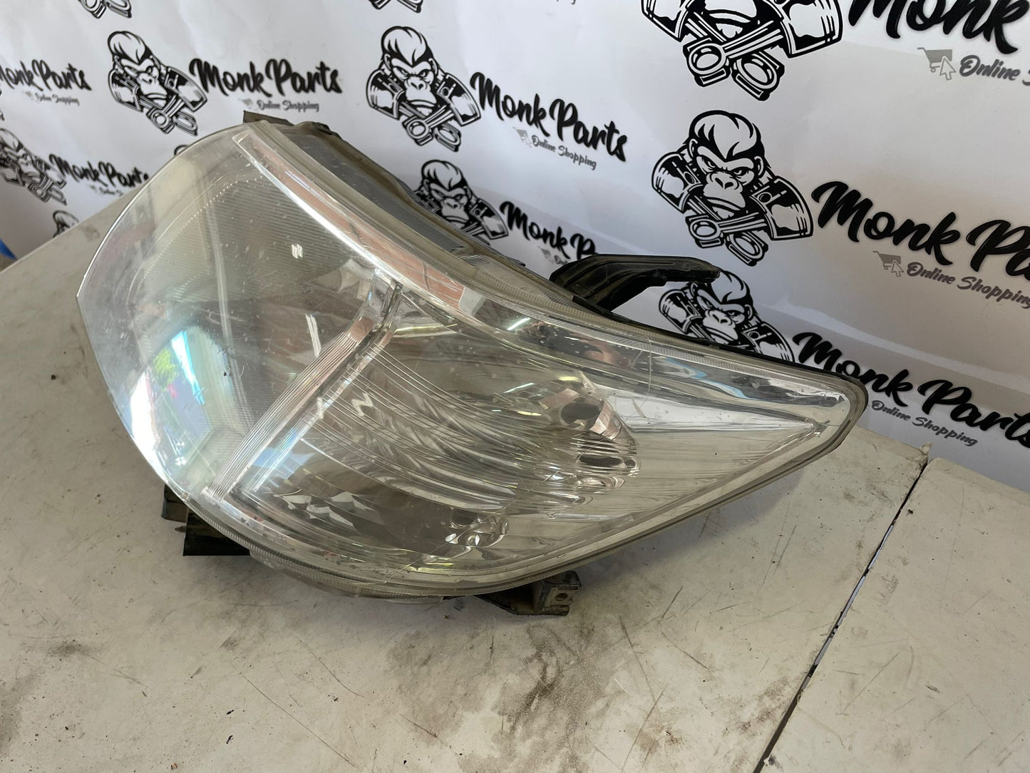 Faro delantero izquierdo TOYOTA HILUX 2005-2009