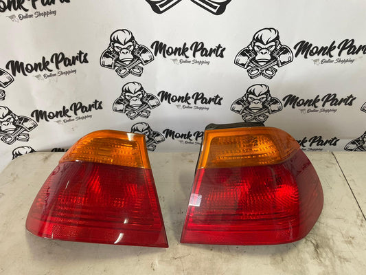 Faros traseros BMW SERIE 3 E46 BERLINA 8364921 8364922