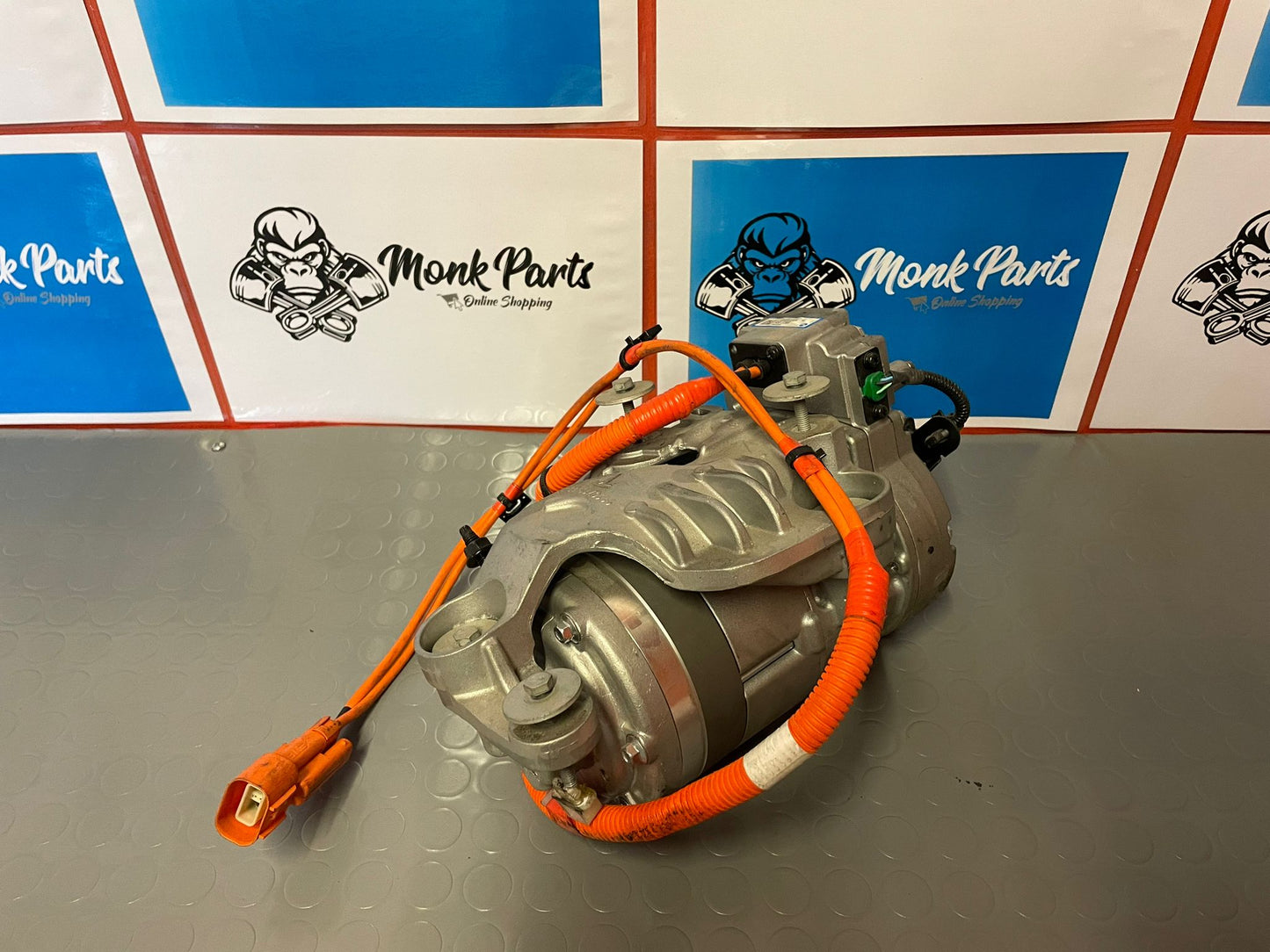 Compresor A/C aire acondicionado TESLA MODEL 3 1088198-00-L 201901043311
