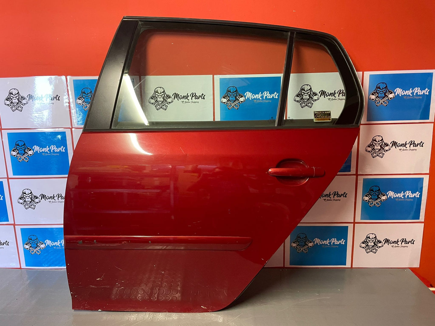 Puerta trasera izquierda VOLKSWAGEN GOLF V 5