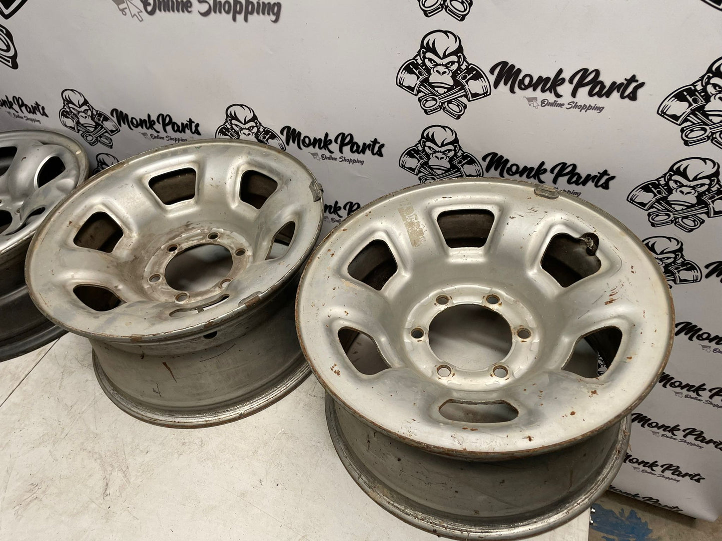 Llantas NISSAN TERRANO 2 II 16'' Originales