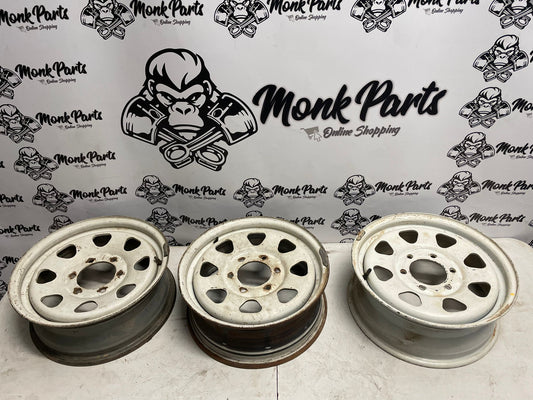 3 Llantas NISSAN TERRANO I 1 16'' 6X16 40300G9600