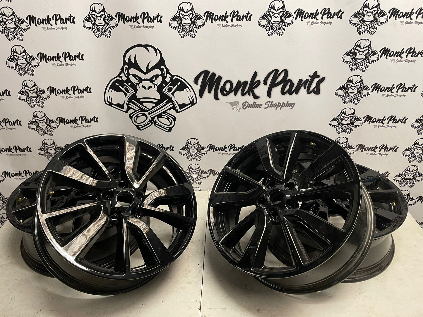 Llantas NISSAN QASHQAI 19'' Originales 7X19 ET40