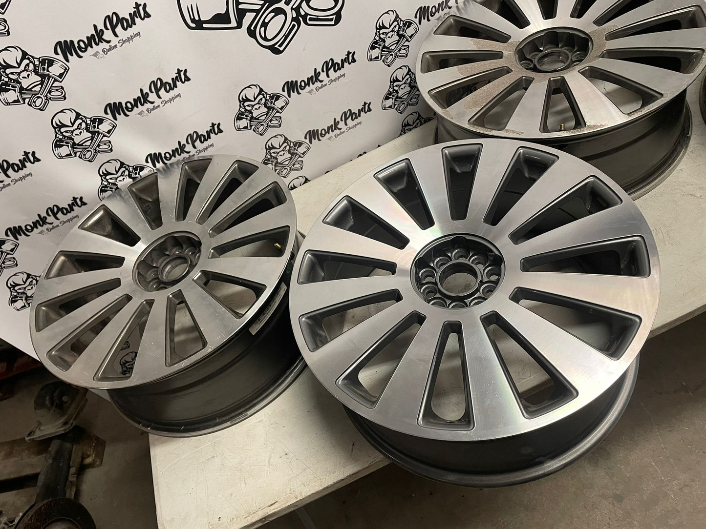 Llantas AUDI VOLKSWAGEN 20'' 8X20 ET35 5X100 5X112
