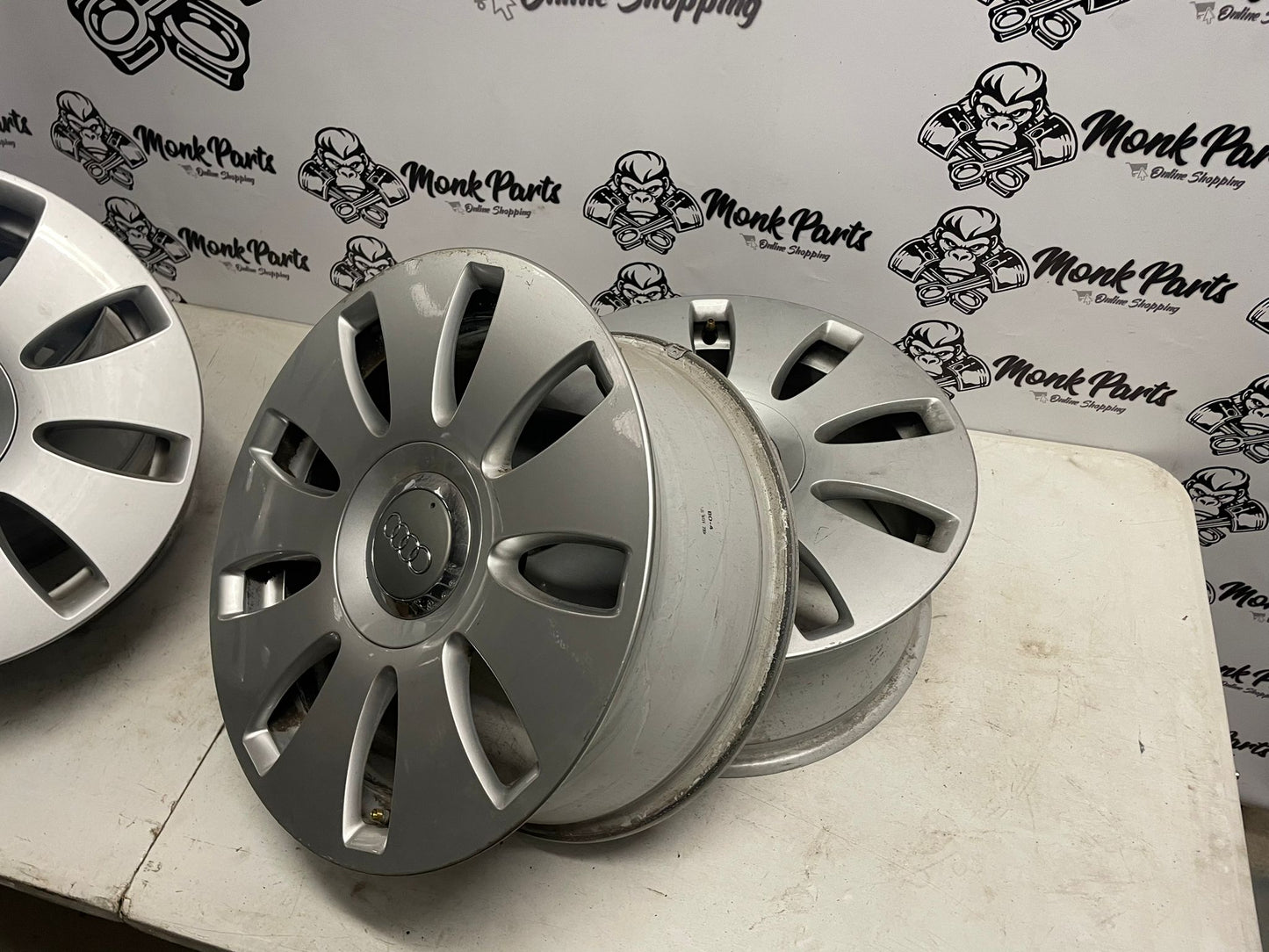 Llantas AUDI A4 B7 16'' Originales 7X16 ET42 8E0601025AE