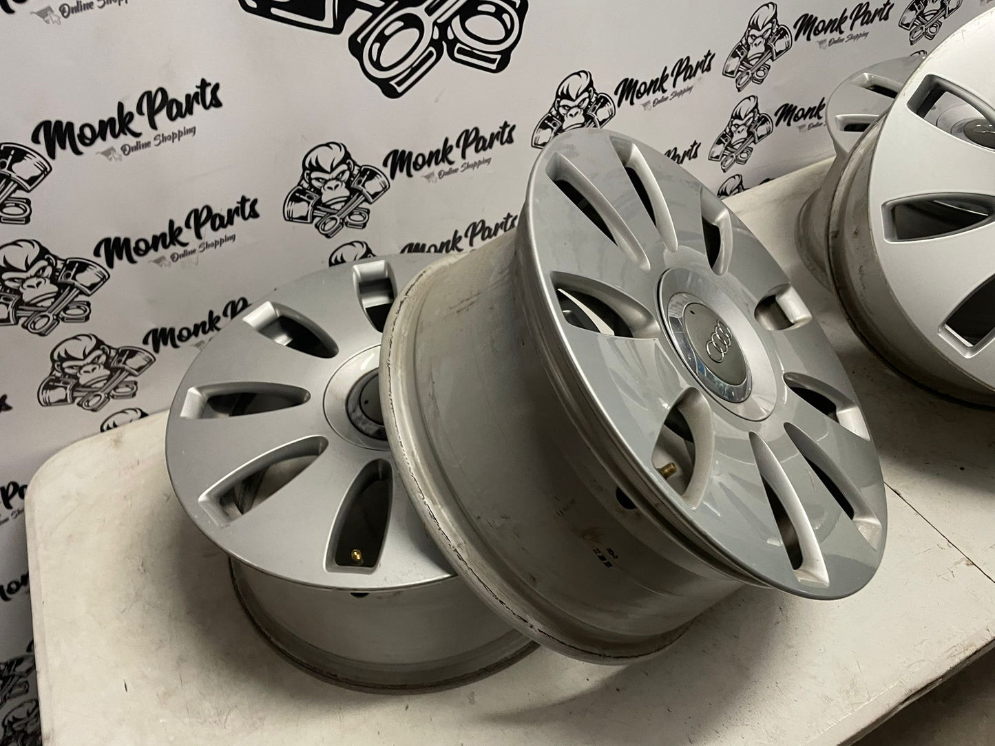 Llantas AUDI A4 B7 16'' Originales 7X16 ET42 8E0601025AE