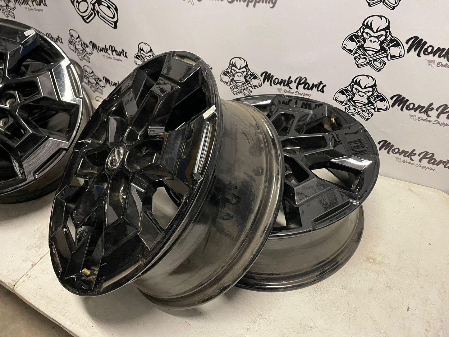 Llantas NISSAN NAVARA NP300 18'' Originales 5JU3GWA58 7X18 ET45