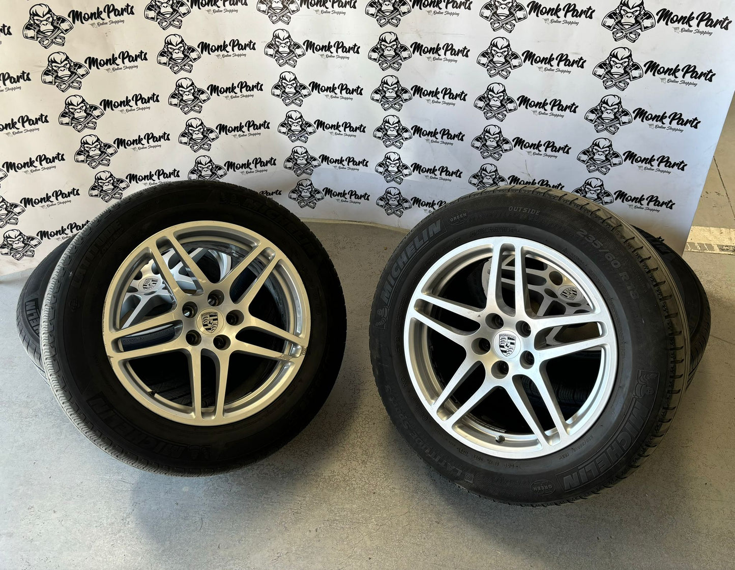 Llantas con neumático PORSCHE MACAN 18'' Originales