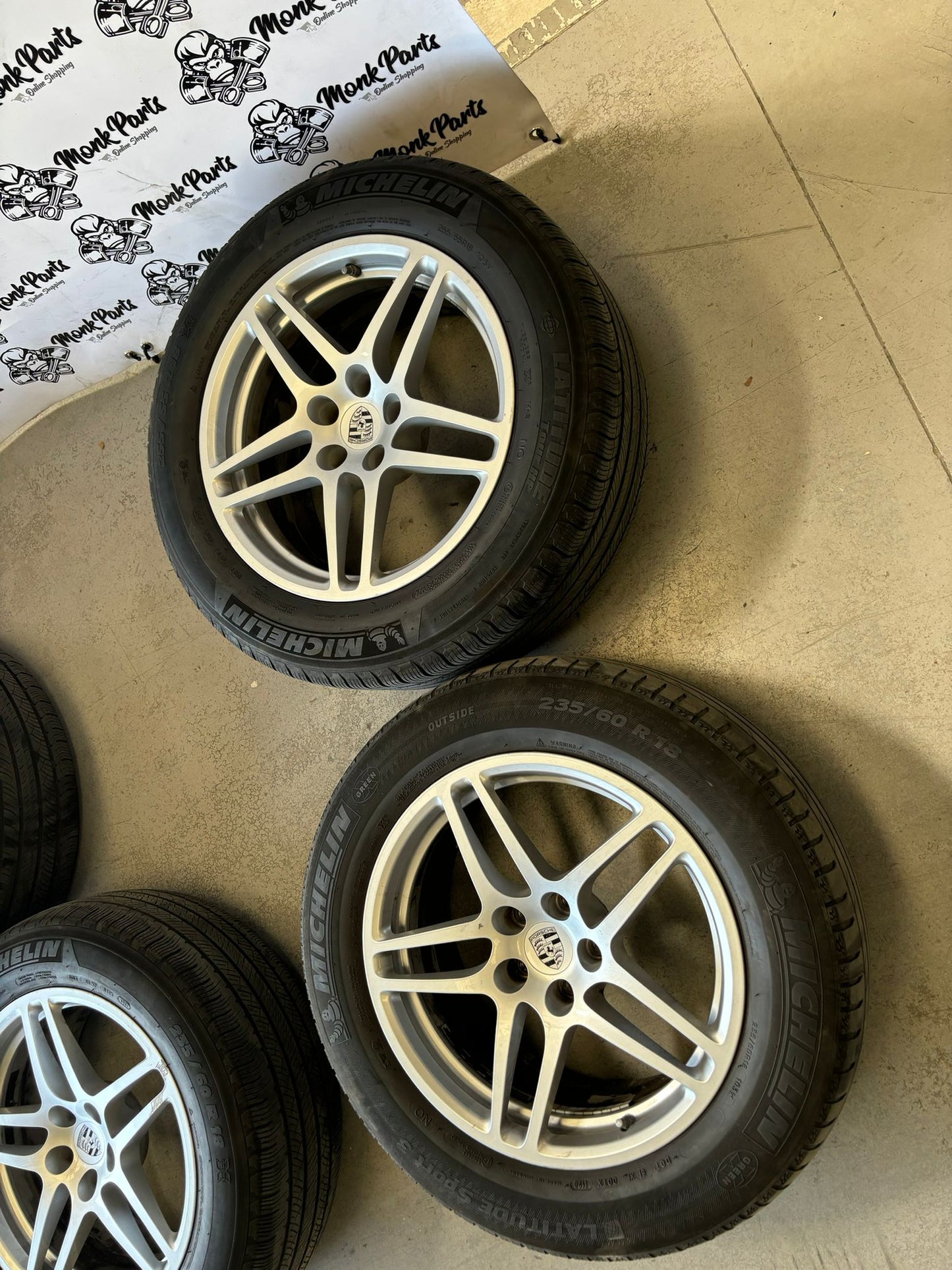 Llantas con neumático PORSCHE MACAN 18'' Originales
