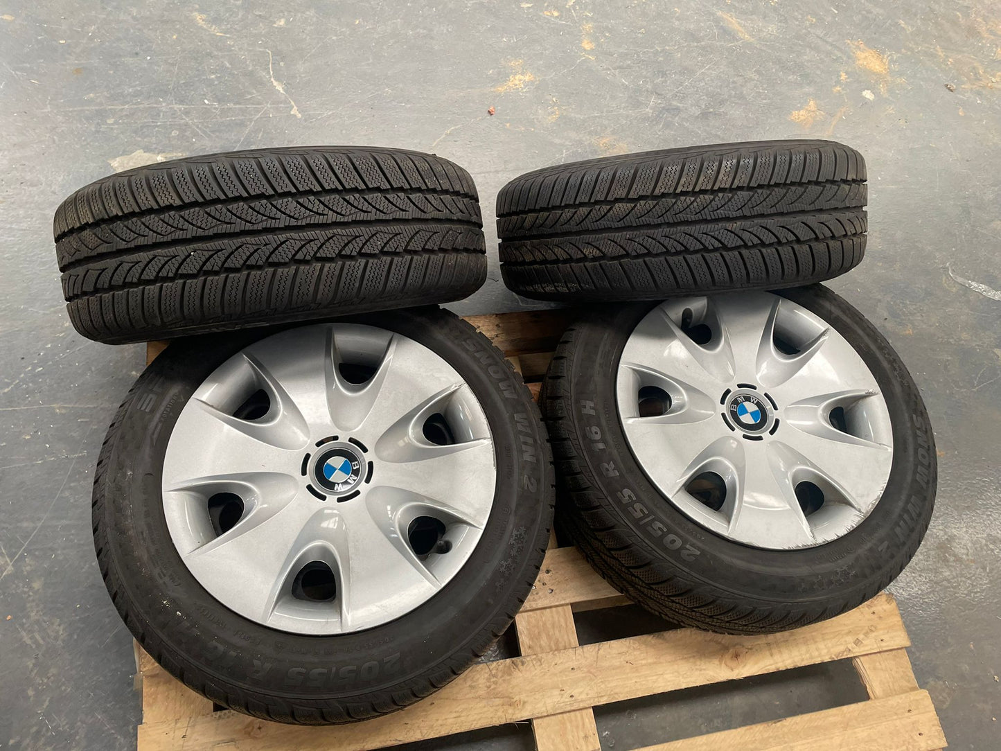Llantas con neumático invierno BMW 16'' 205/55 R16 91H