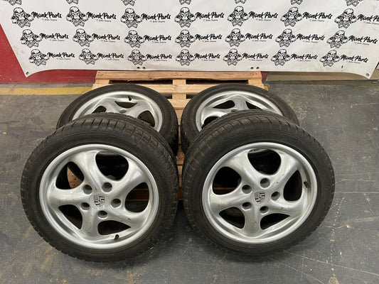 Llantas con neumático PORSCHE BOXSTER 986 17'' Originales