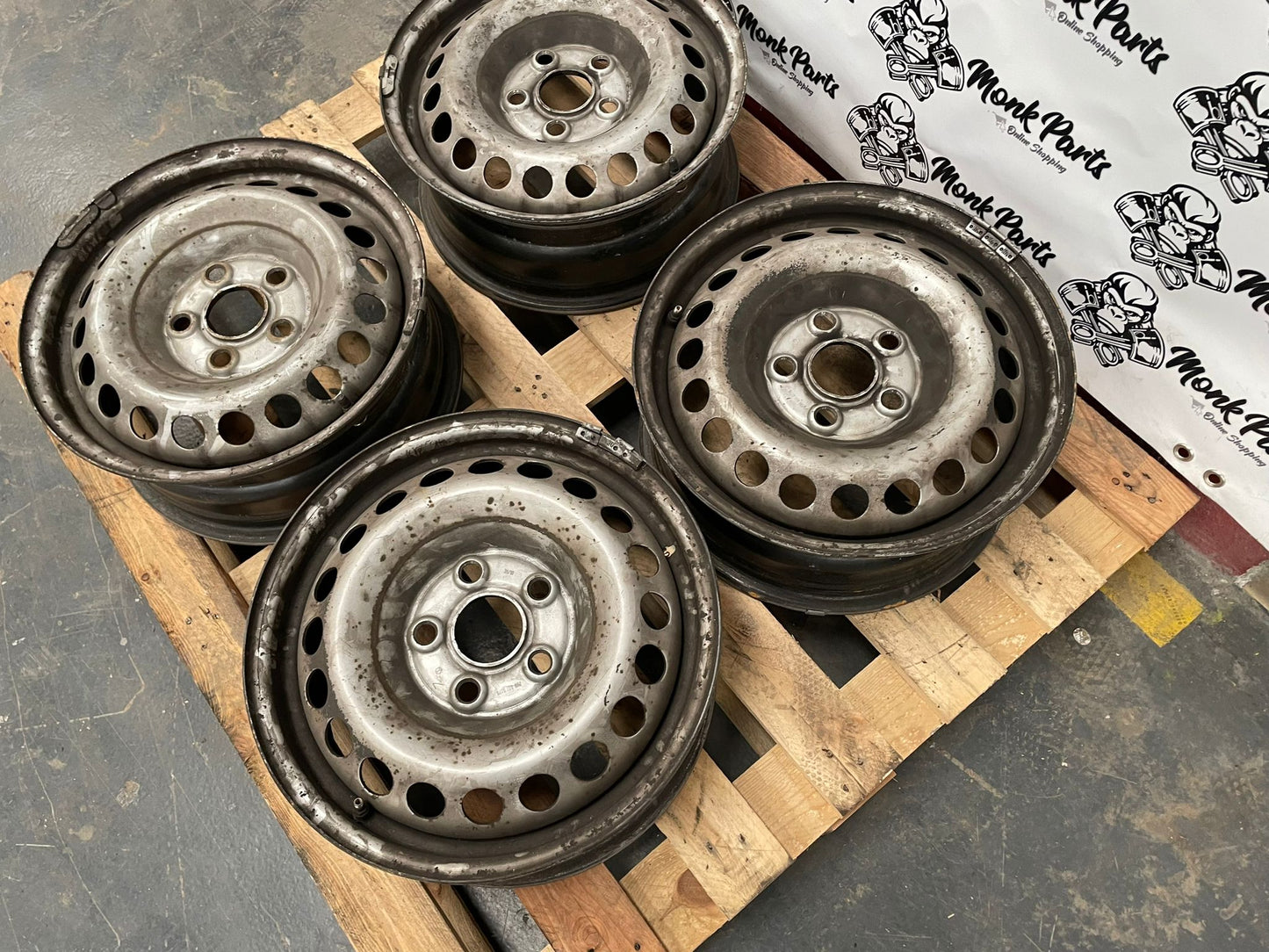 Llantas VOLKSWAGEN TRANSPORTER T5 T6 16'' 7H0601027D