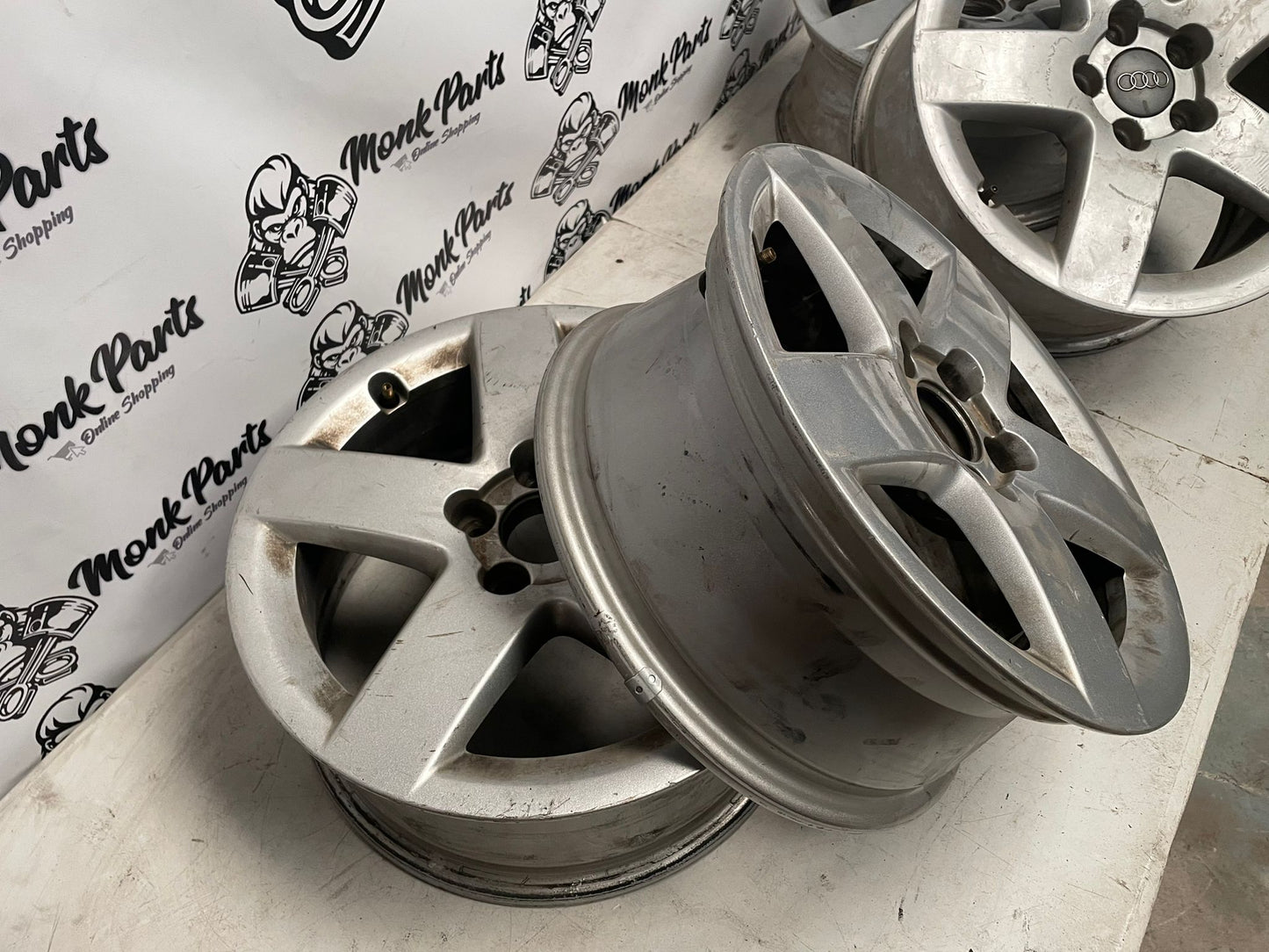 Llantas AUDI A3 8L 15'' 6x15 ET38 8L0601025P