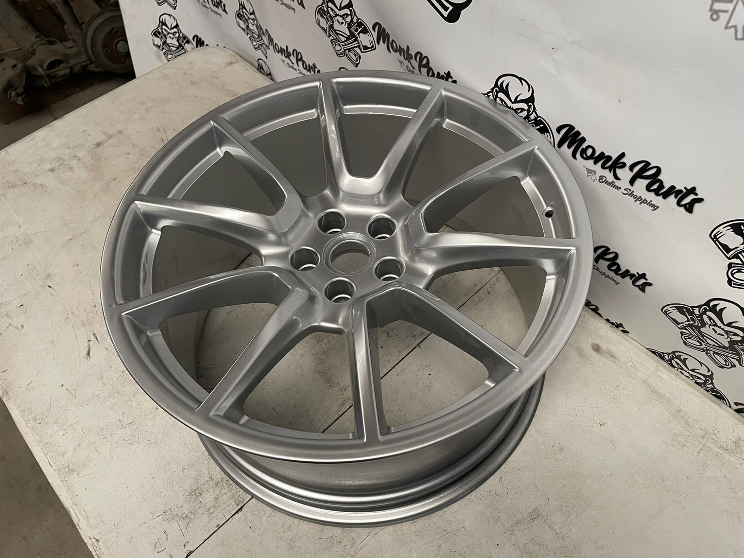 1 Llanta PORSCHE MACAN GTS 20'' Original 95B601025BJ 10x20 ET19