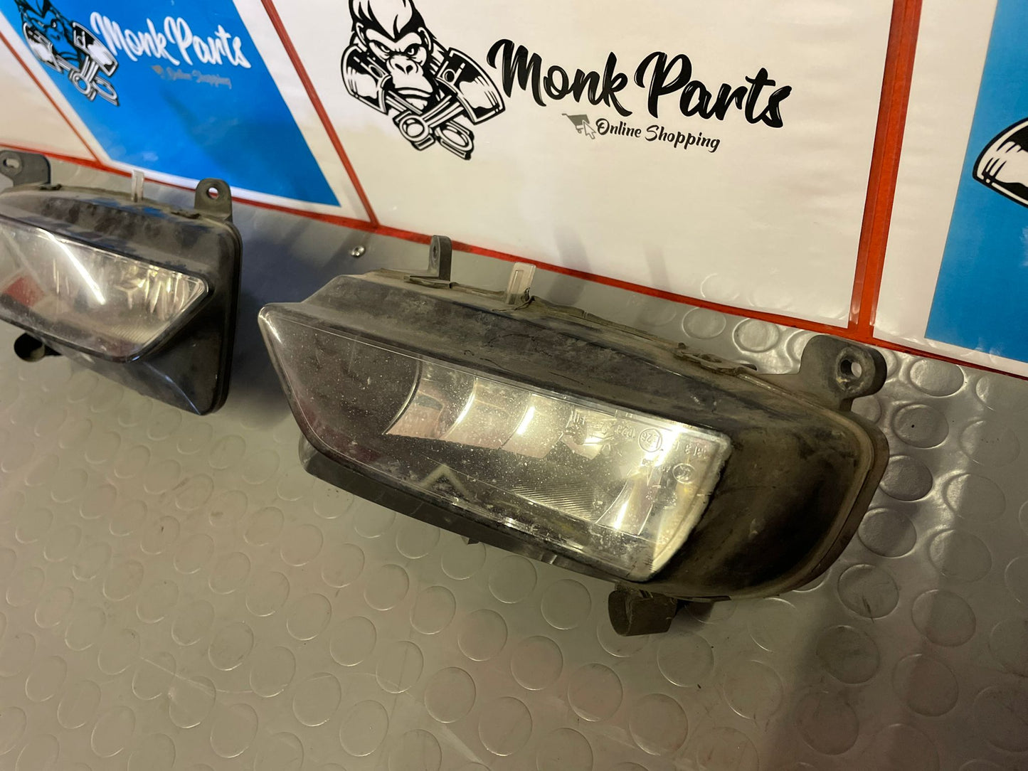 Faros antiniebla AUDI A4 B8 8T0941699D 8T0941700D (precio unidad)