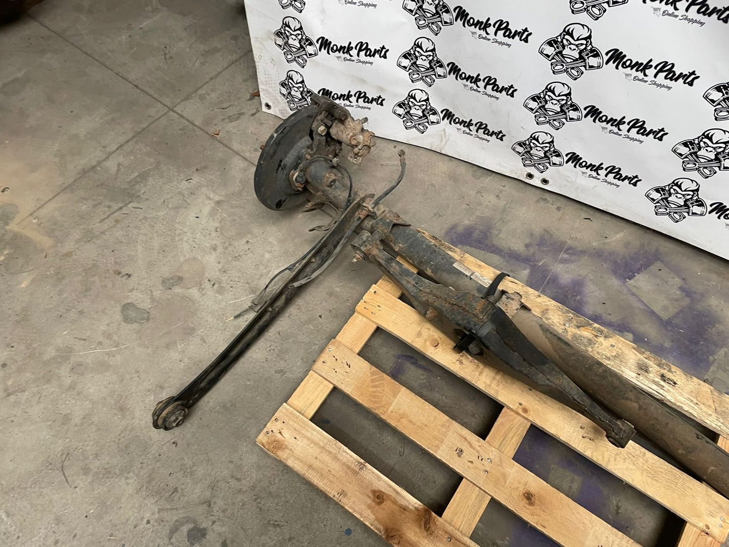 Puente trasero NISSAN ALMERA N16 2.2