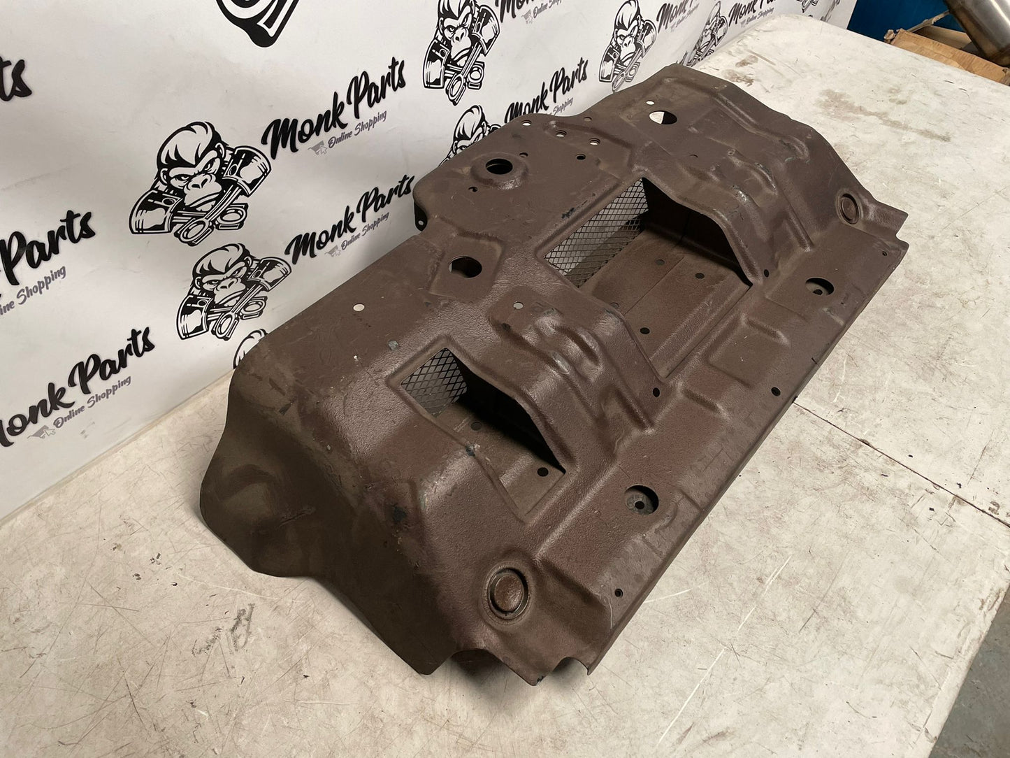 Protector inferior TOYOTA LAND CRUISER J15 150 Original