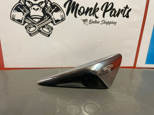 Camara aleta derecha TESLA MODEL 3 1125107-77-C