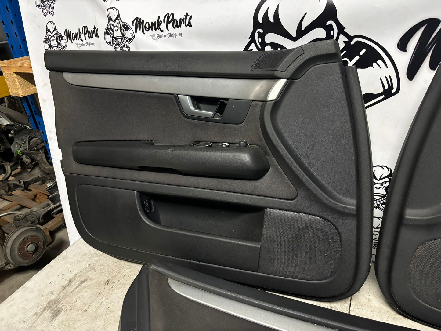 Paneles puerta AUDI A4 B6 8E1867106 8E1867105