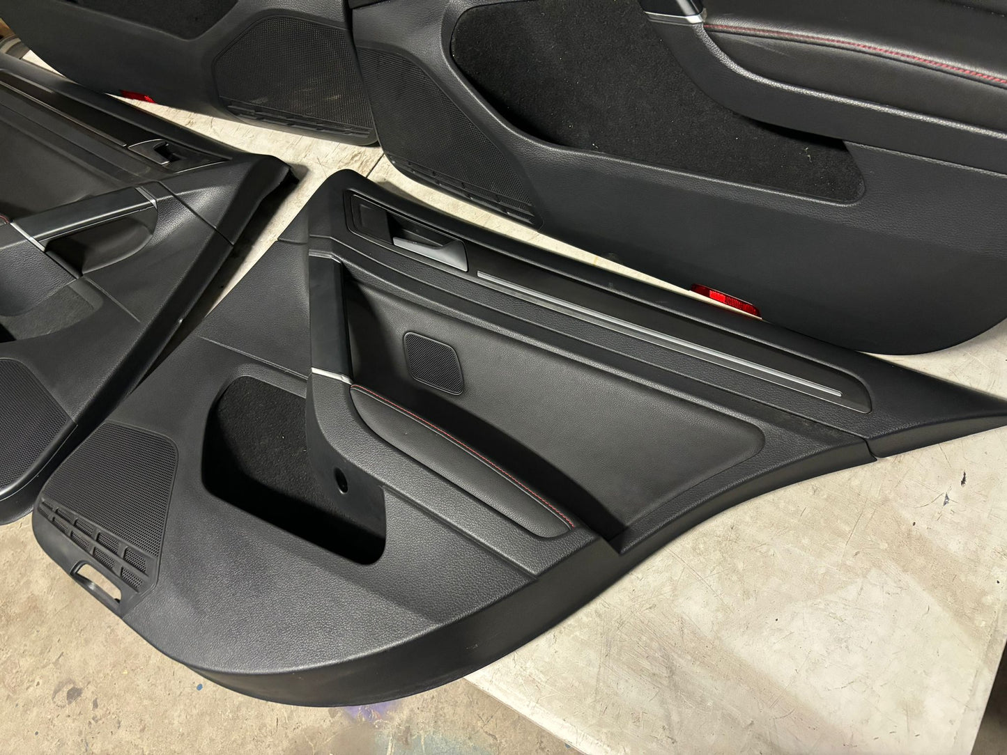 Paneles puerta VOLKSWAGEN GOLF VII 7 GTI