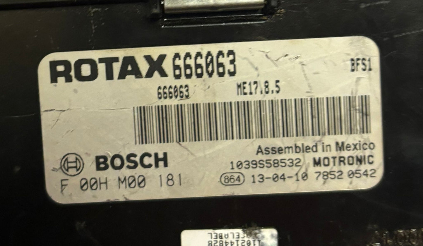 ECU Centralita motor CAN-AM COMMANDER 1000R 666063 F00HM00181