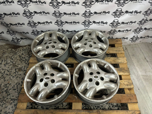 Llantas LAND ROVER FREELANDER 16'' Originales 6x16 ET46