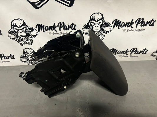 Apoyabrazos AUDI A4 B8 8K0864283