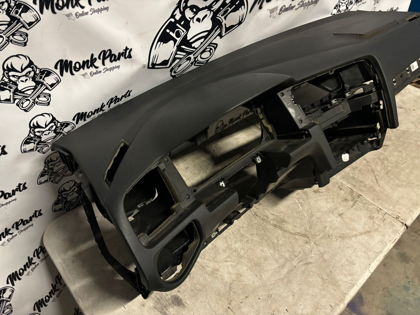 Salpicadero VOLKSWAGEN GOLF VII 7 (a reparar)