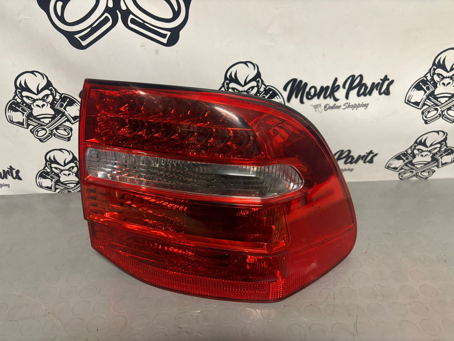 Faro trasero derecho PORSCHE CAYENNE 957 7L5945208B