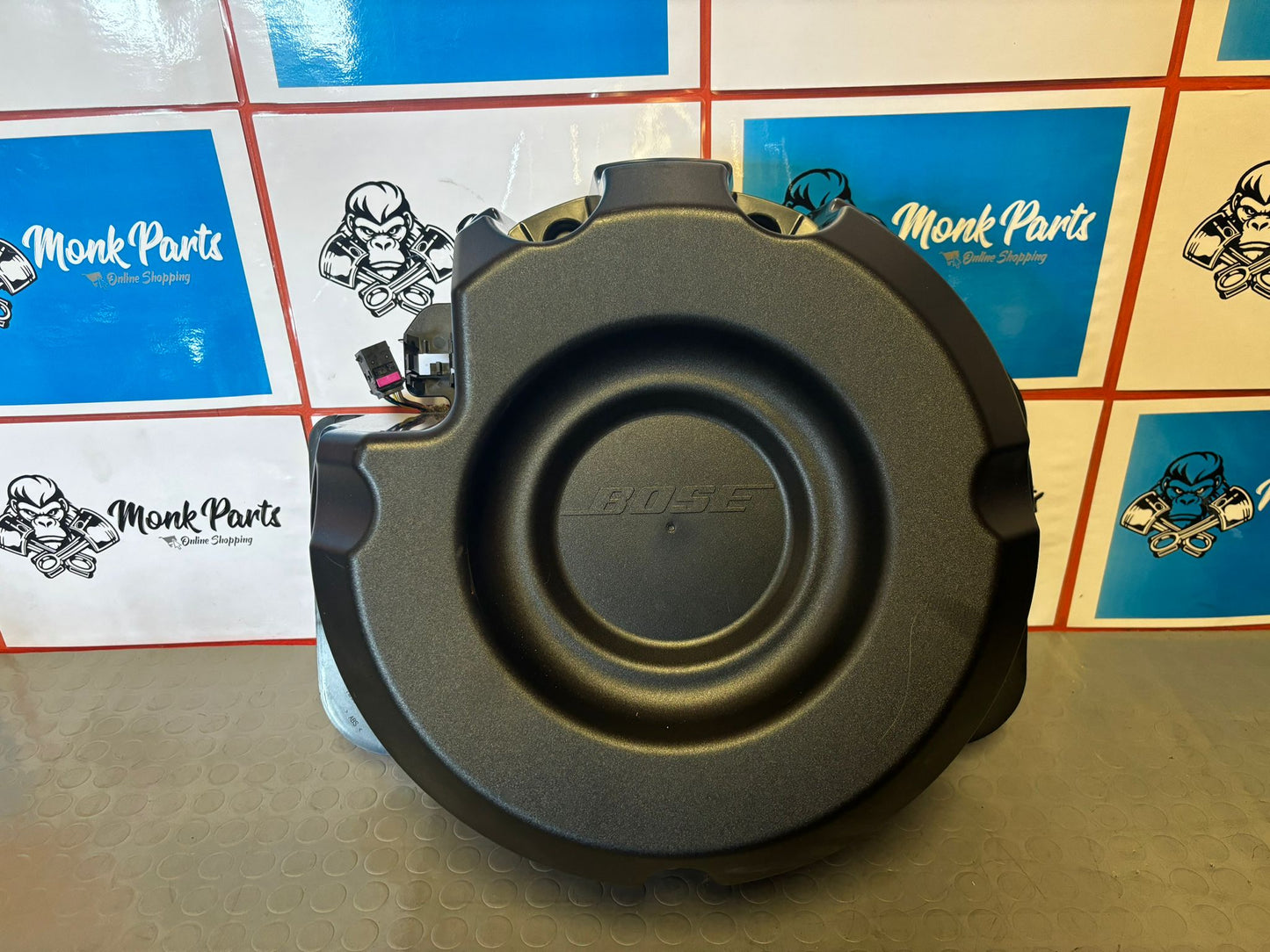 Subwoofer Bose PORSCHE CAYENNE 955 957 7L5035403