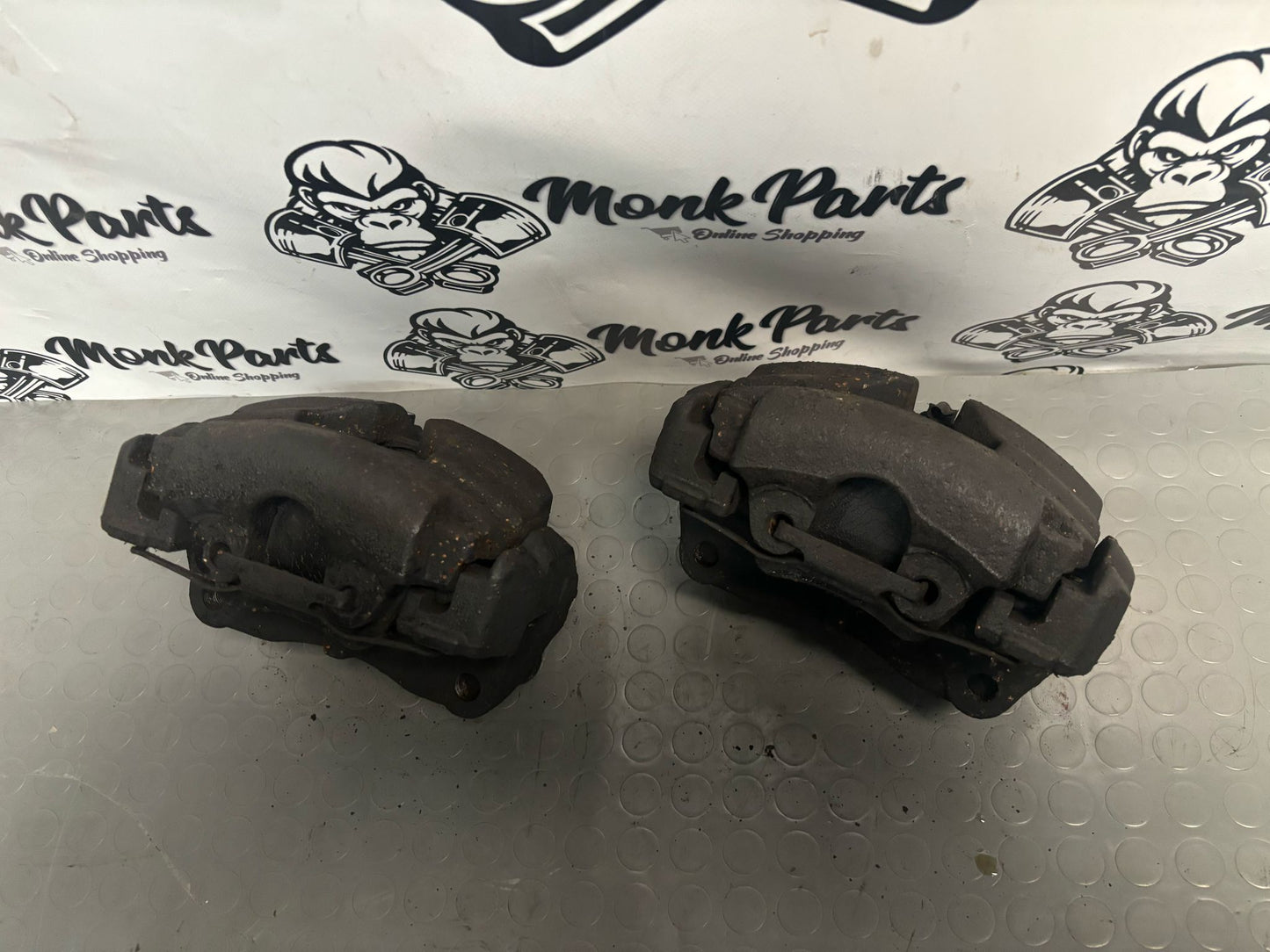 Pinzas freno delanteras VW TRANSPORTER T5 2.5 174CV (PRECIO UNIDAD)