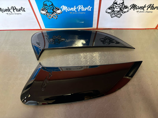 Entradas aire laterales PORSCHE 718 GT4 , NUEVAS , negro brillo