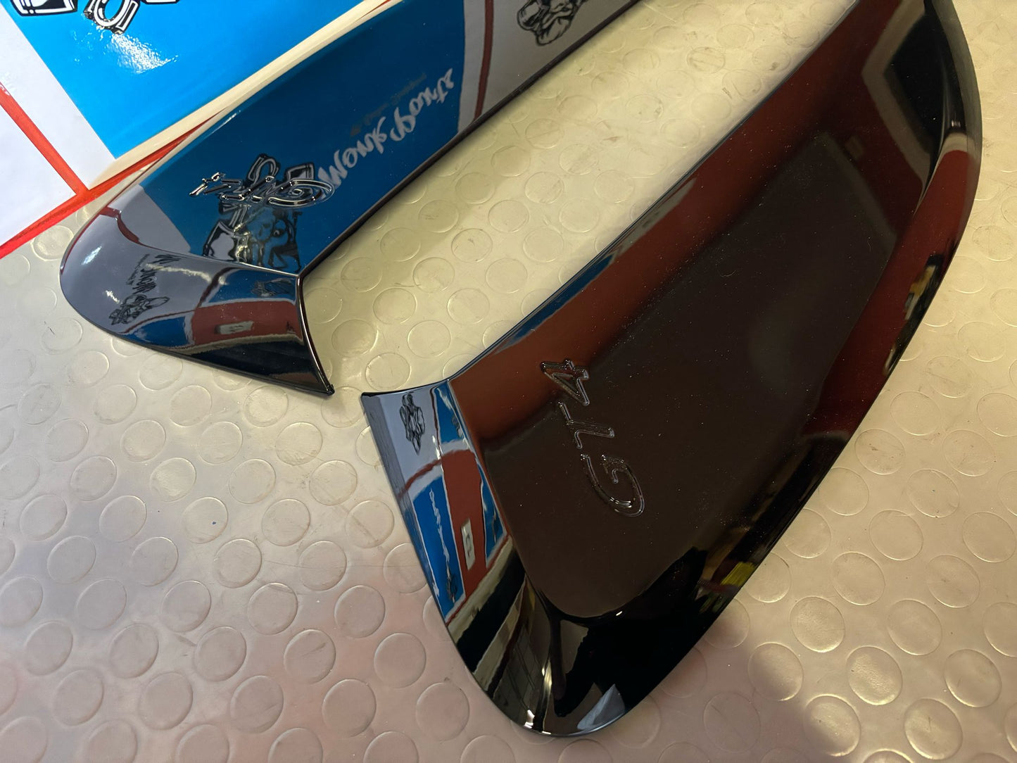 Entradas aire laterales PORSCHE 718 GT4 , NUEVAS , negro brillo