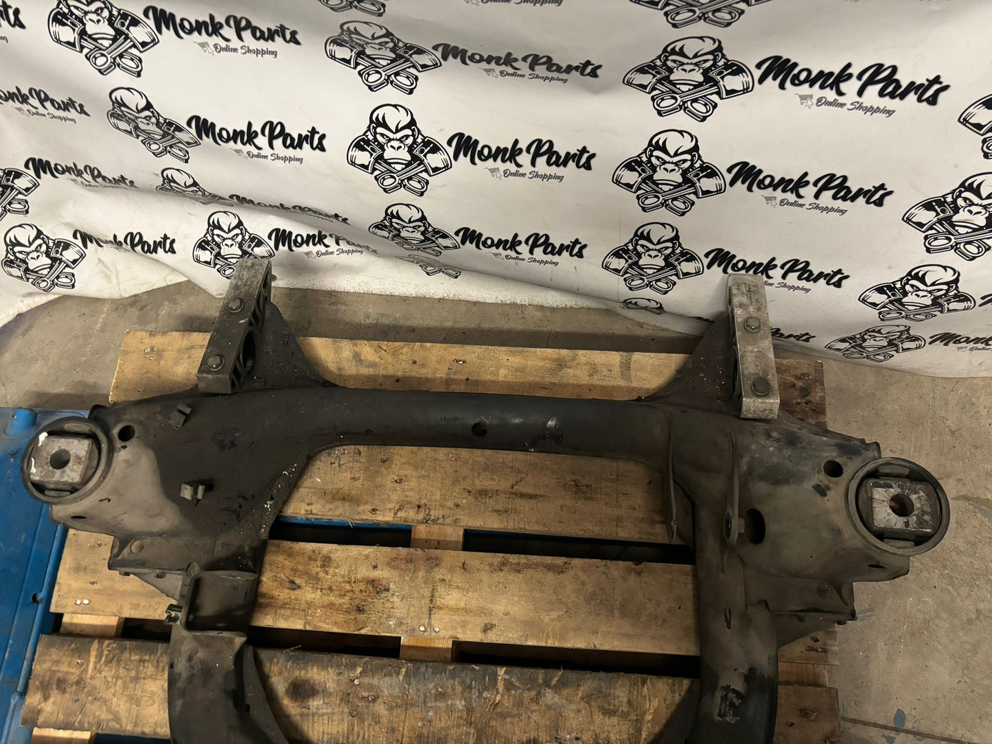 Cuna delantera PORSCHE CAYENNE 955 957