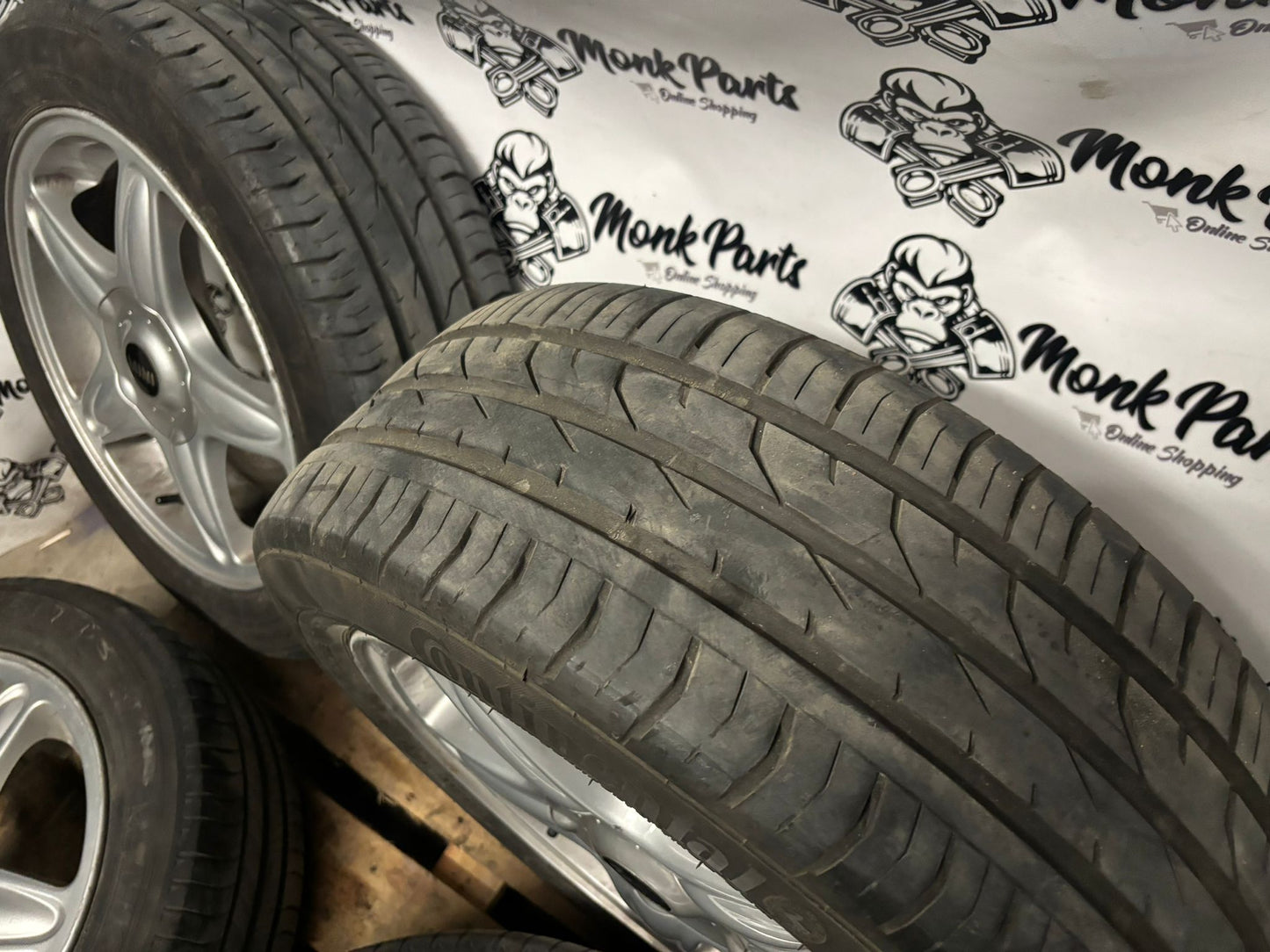 Llantas con neumático MINI 16'' Originales 6,5X16 IS48 195/55 R16 6769410-13