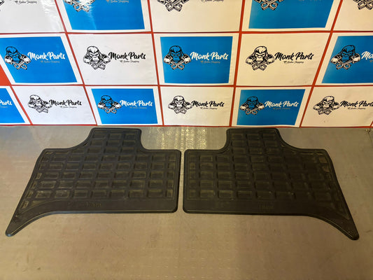 Alfombrillas traseras goma BMW X5 E53 51470008897 51470008896 Originales