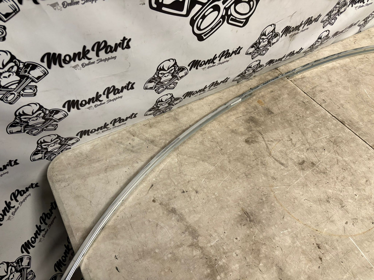 Moldura cromada marco puerta derecha MERCEDES CLS W219 A2196900339