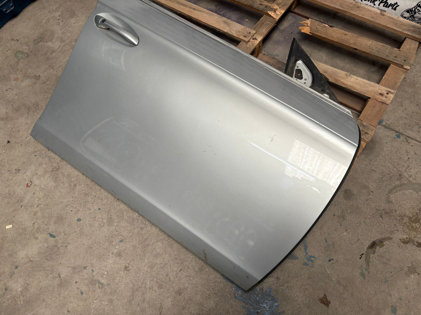 Puerta delantera derecha MERCEDES CLS W219