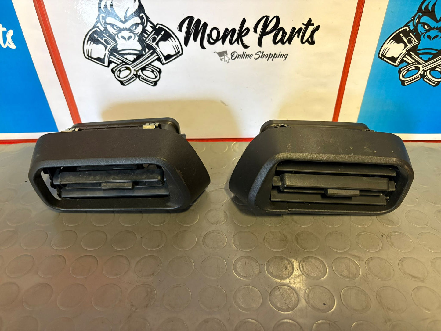 Aireadores laterales salpicadero PEUGEOT PARTNER III (precio unidad)